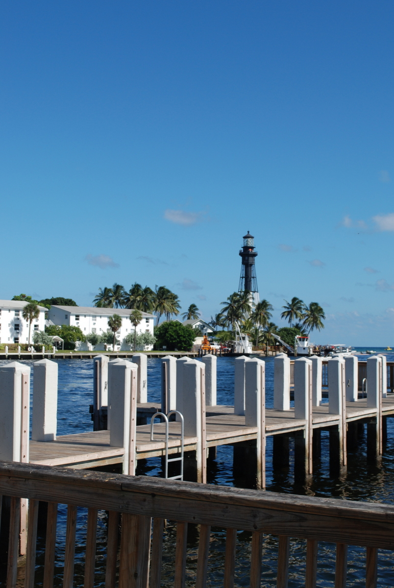 Hillsboro Inlet Entrance Light