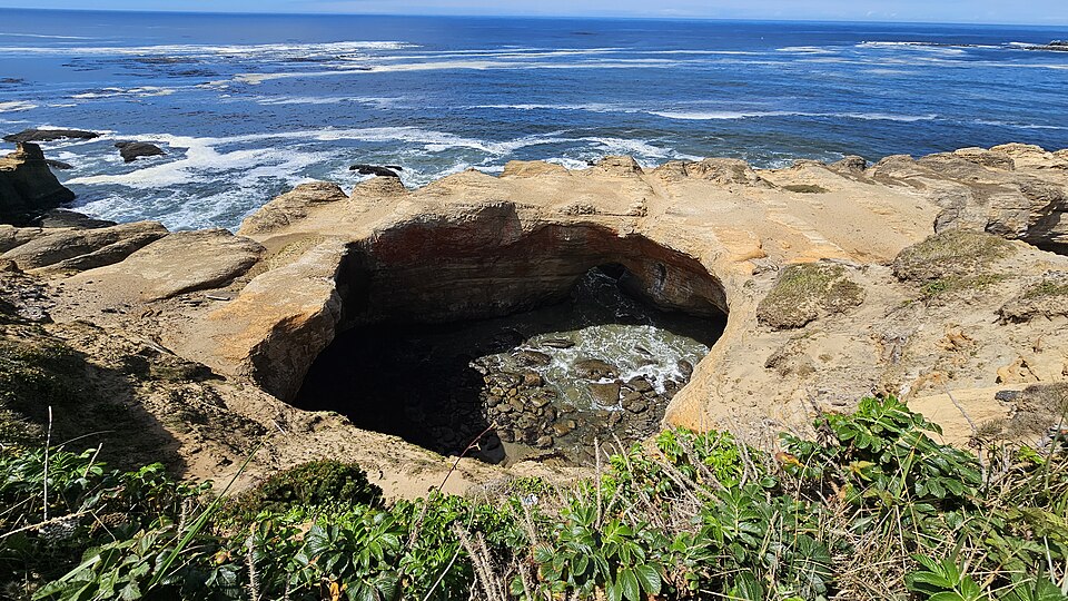 Devils Punchbowl